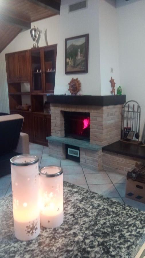 Casa Del Rustico, Indipendente Vista Sacra Con Dipinto Villa Caprie ภายนอก รูปภาพ