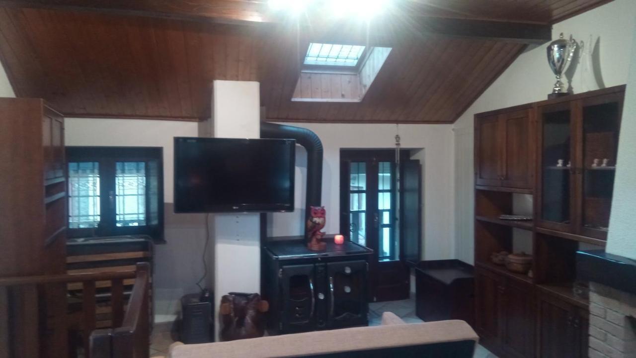 Casa Del Rustico, Indipendente Vista Sacra Con Dipinto Villa Caprie ภายนอก รูปภาพ